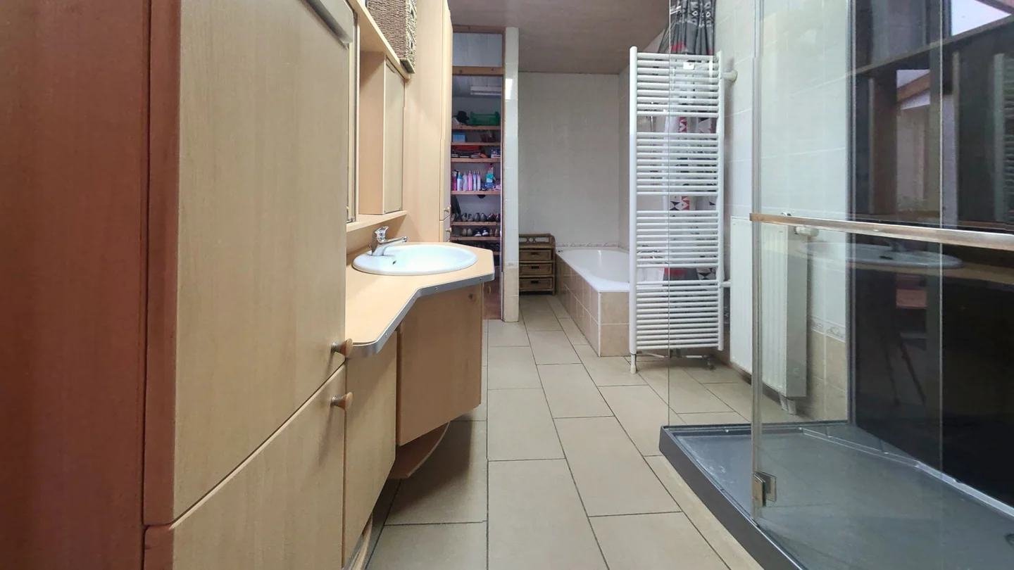 La seconde salle de bain